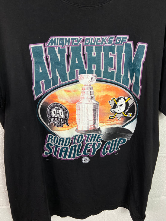 VTG Thrashed Anaheim Ducks NHL Hockey Tee Sz XL