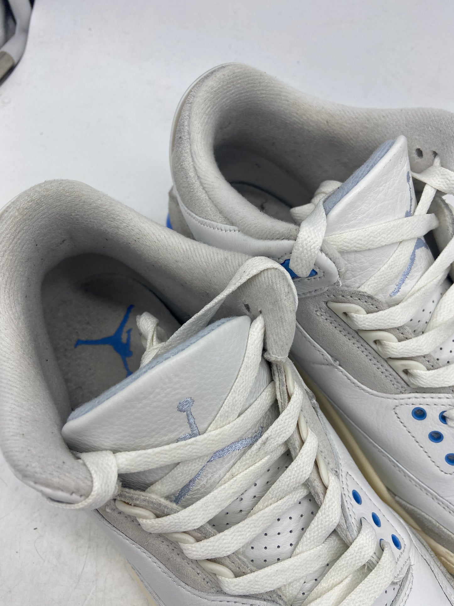 Preowned Jordan 3 Retro Lucky Shoes Sz 9M/10.5W