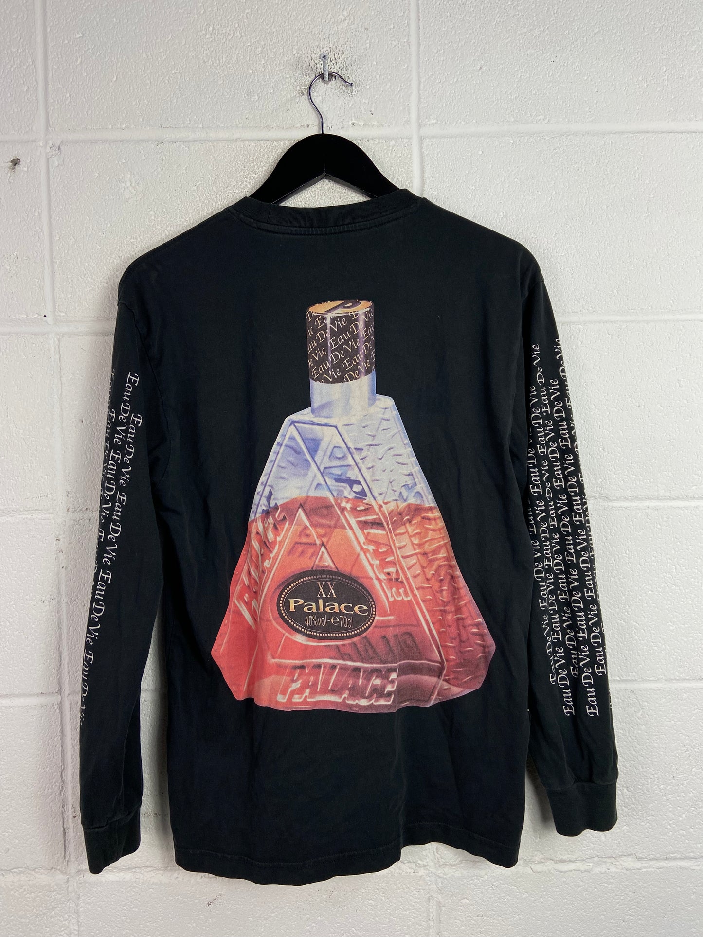 Palace XX 40% Alcohol Bottle LS Tee Sz M/L