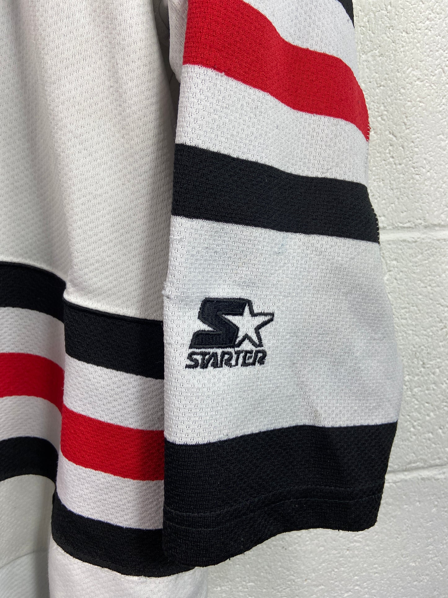 VTG Chicago Blackhawks Starter Jersey Sz L