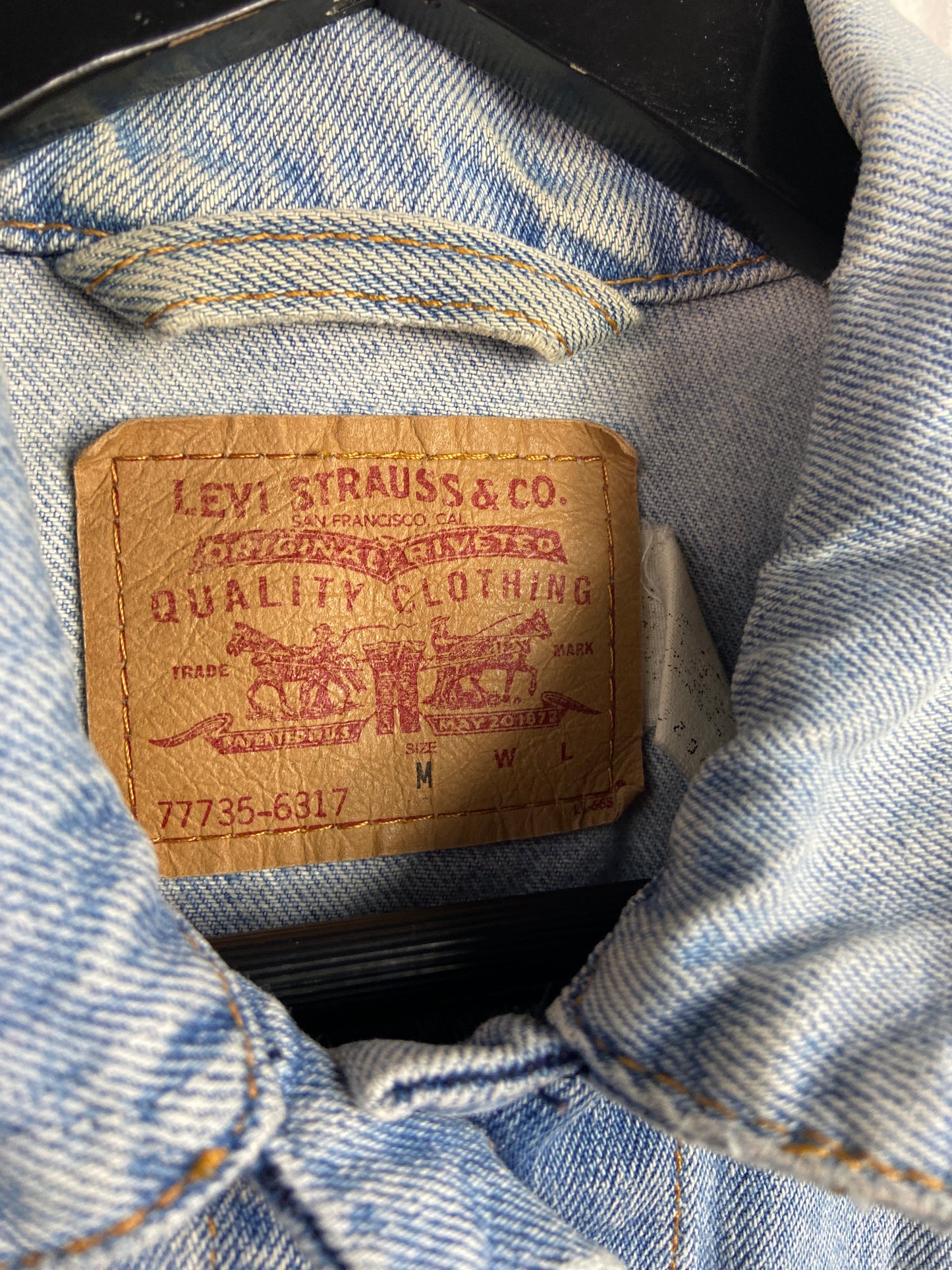 Levis Light Wash Denim Jacket Sz Women's M