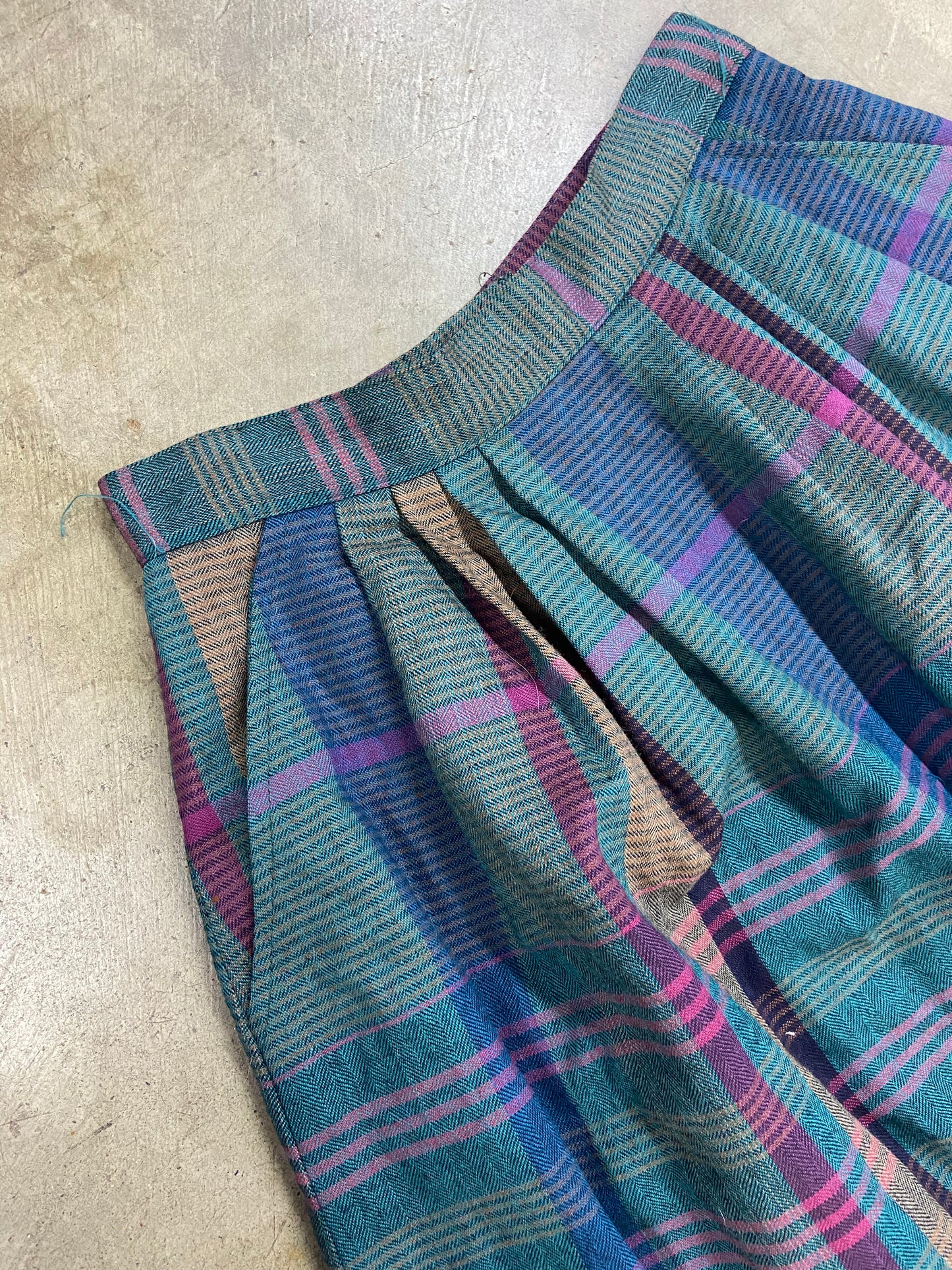 VTG Colorful Plaid Skirt Sz 26