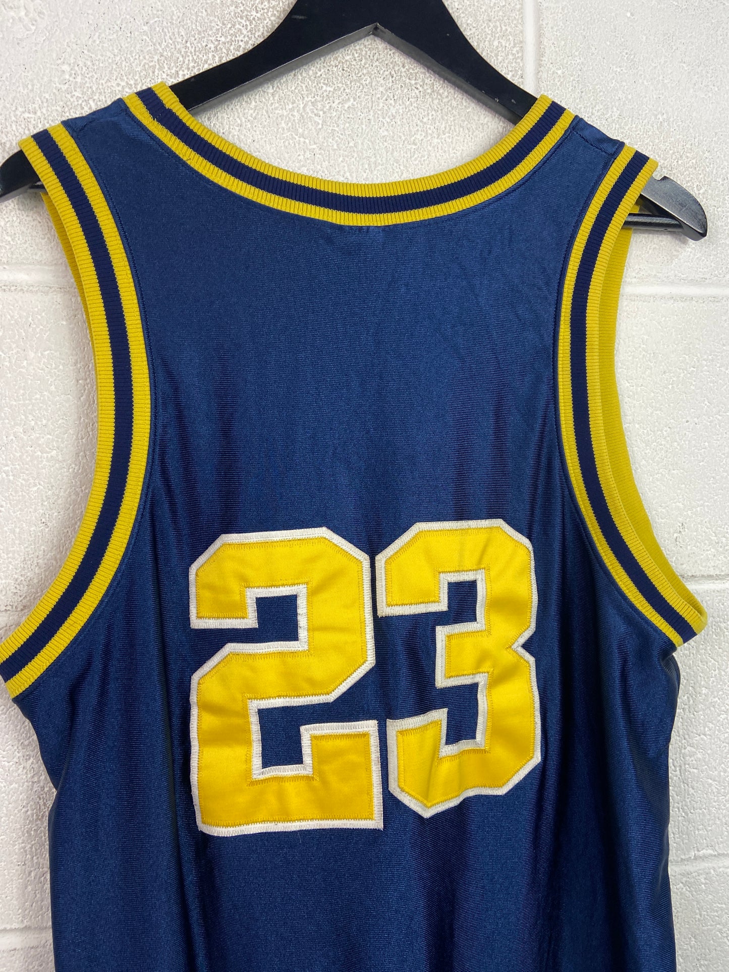 VTG Michigan Wolverines Nike Basketball Jersey Sz 44/L