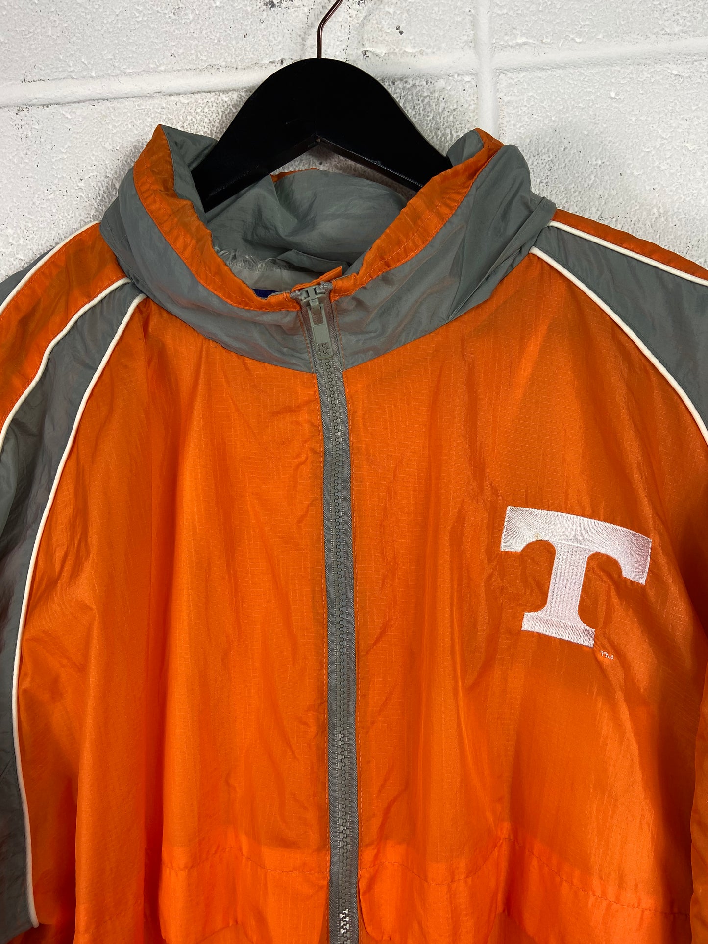 VTG Tennessee Volunteers Logo Athletic Windbreaker Jacket Sz L