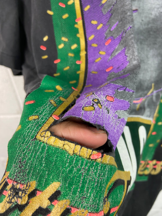 VTG Thrashed Mardi Gras Party Time Madness Tee Sz XL