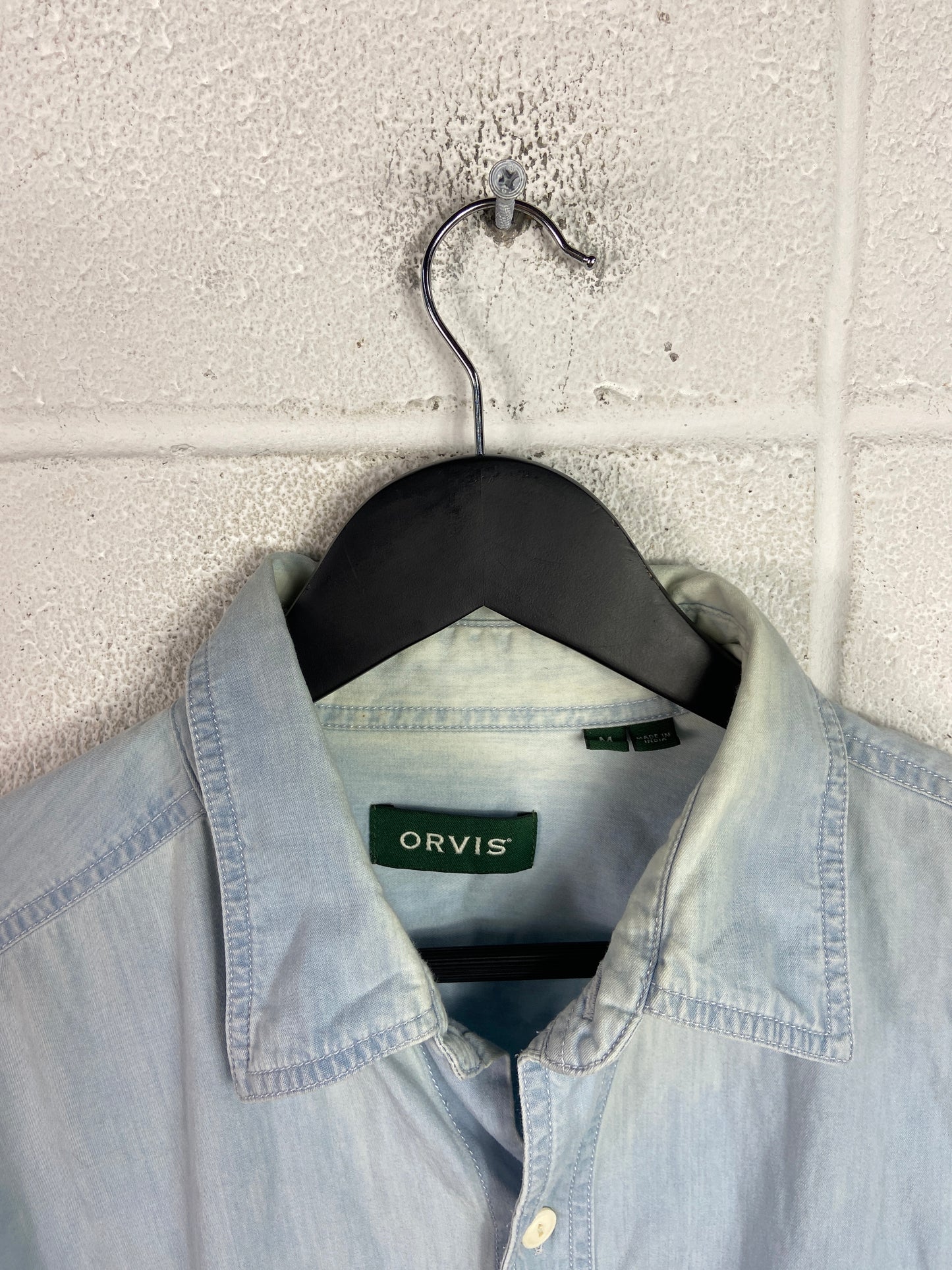 Orvis Faded Blue L/S Button Up Shirt Sz M