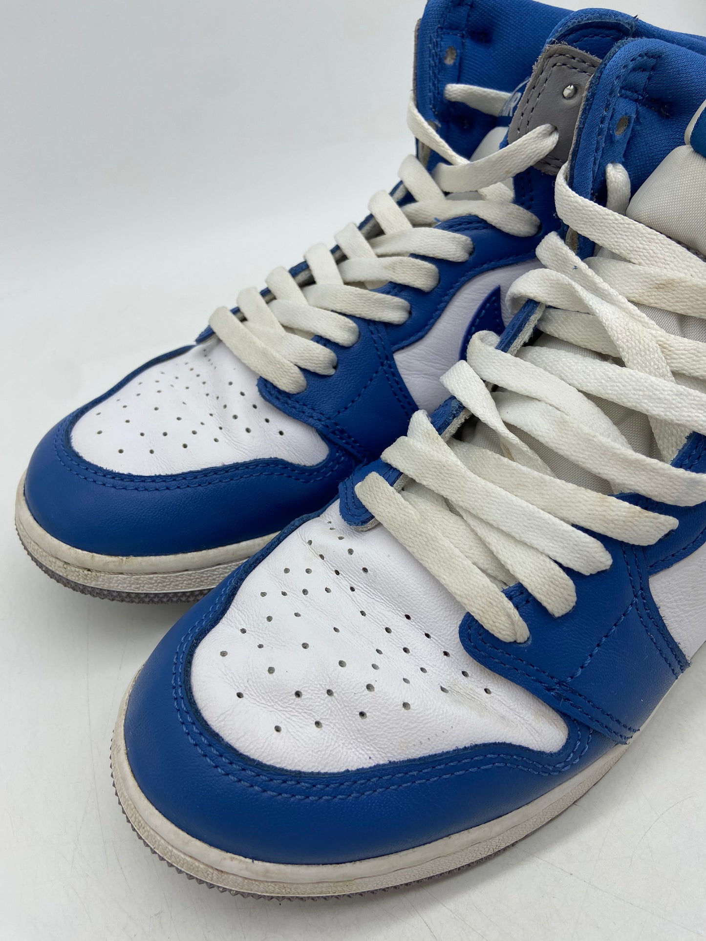 Preowned Air Jordan 1 True Blue Sz 7Y/8.5W FD1437-410