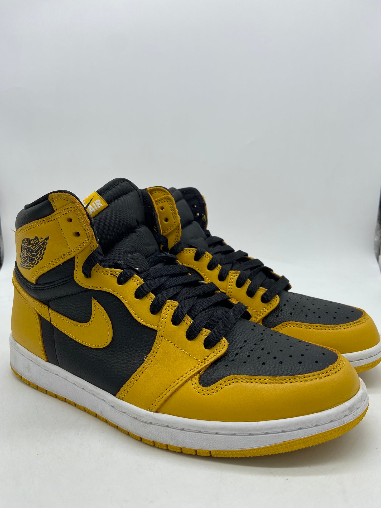 Preowned Jordan 1 Retro High Pollen Sz 10M/11.5W