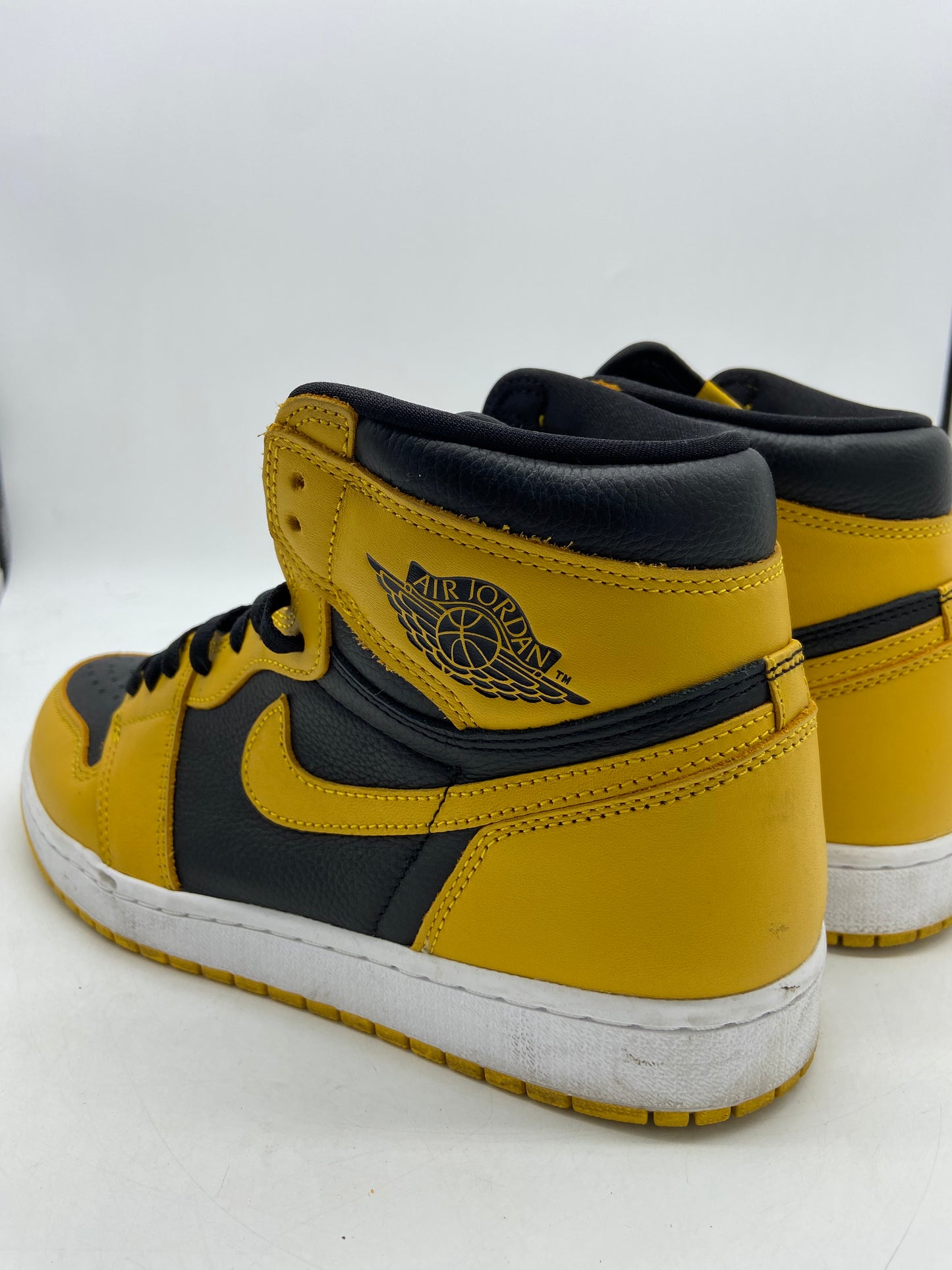 Preowned Jordan 1 Retro High Pollen Sz 10M/11.5W