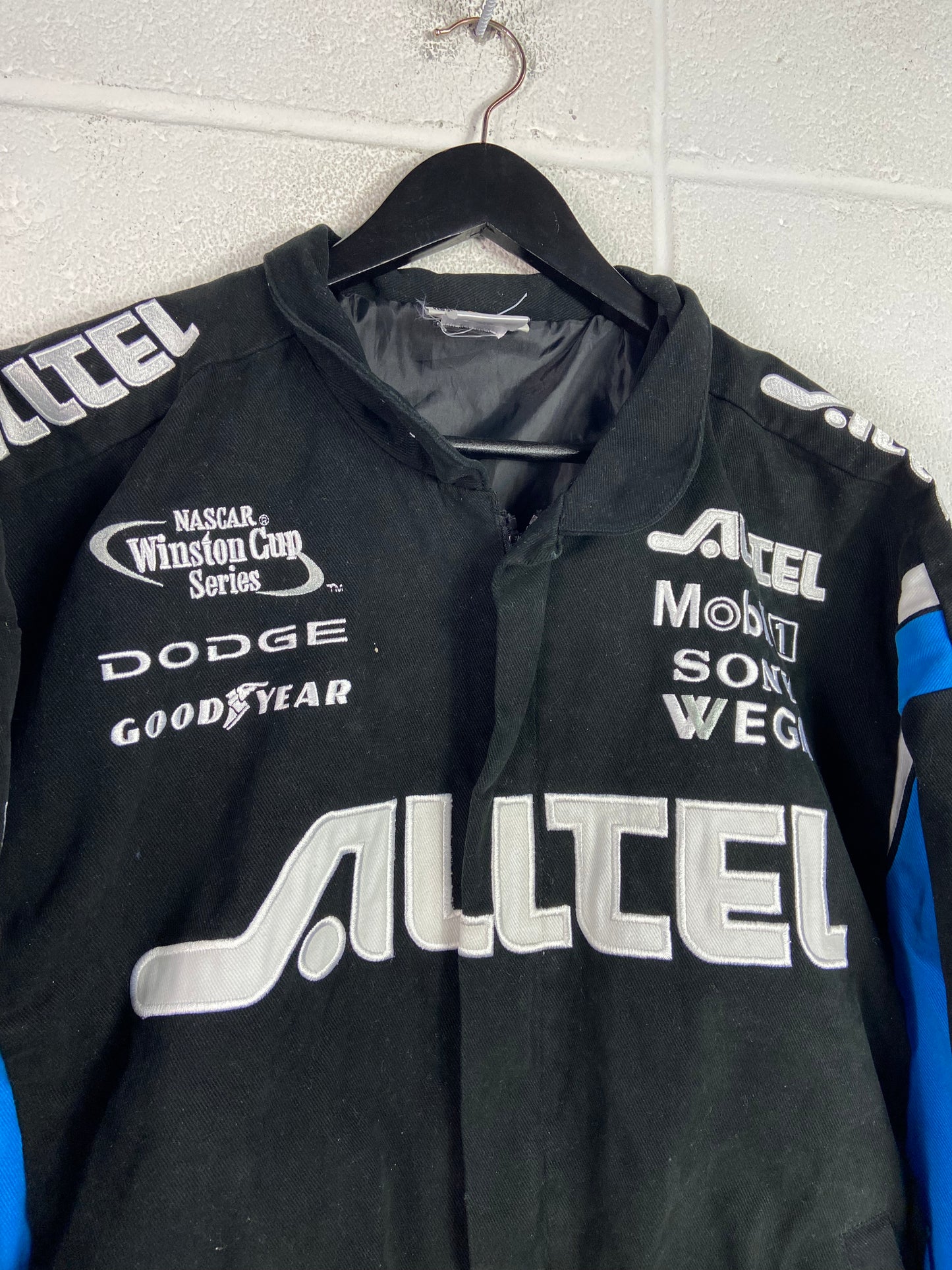 VTG Nascar Alltel Jacket Sz XL