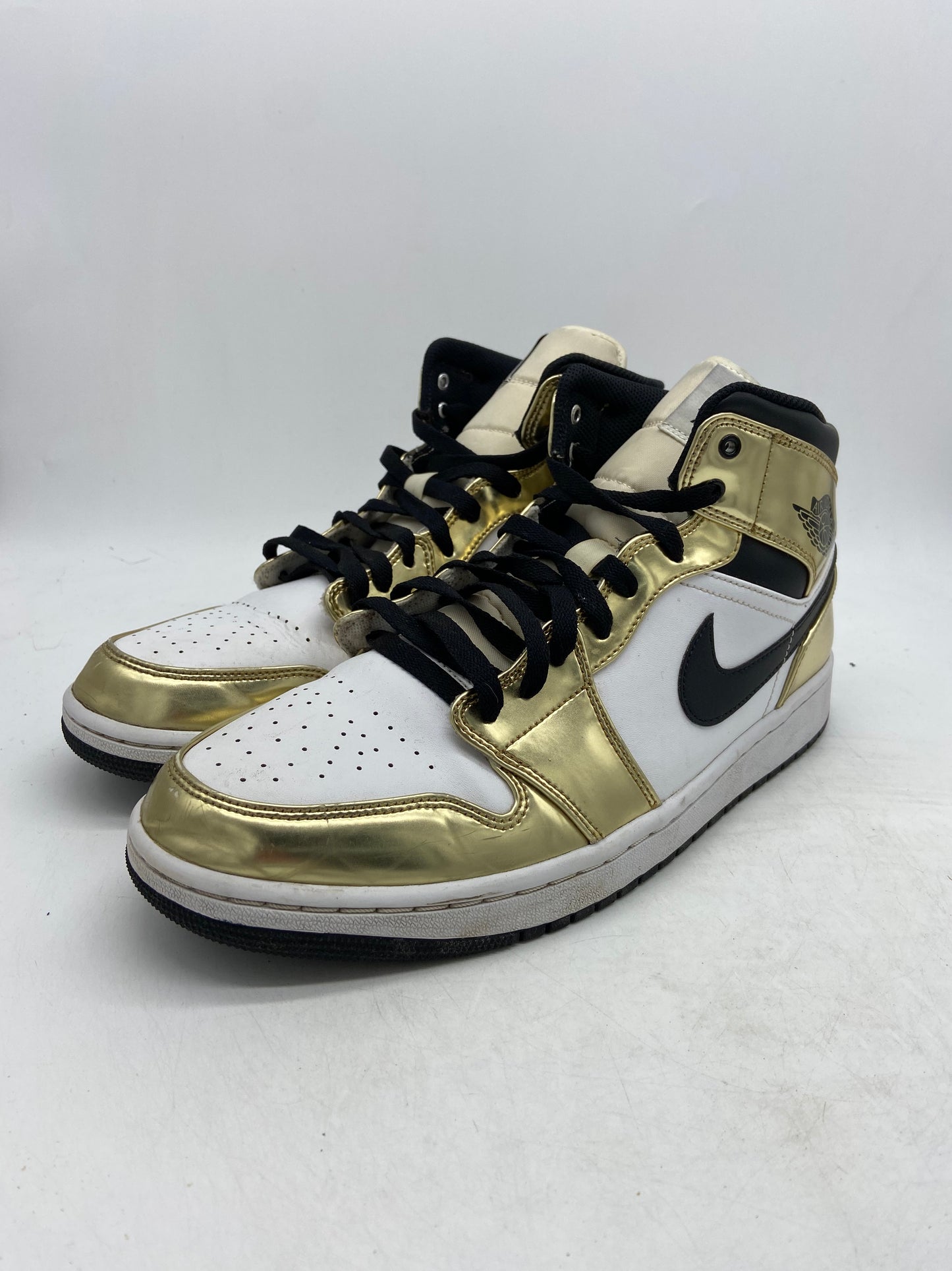 Preowned Jordan 1 Mid Metallic Gold Black White Sz 12M/13.5W DC1419-700