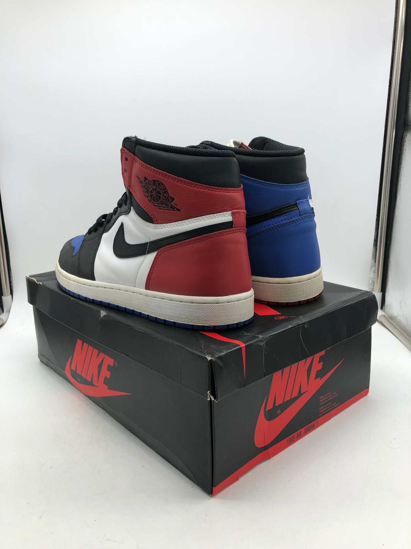 Used Air Jordan 1 "Top 3"555088-026 Sz 11.5