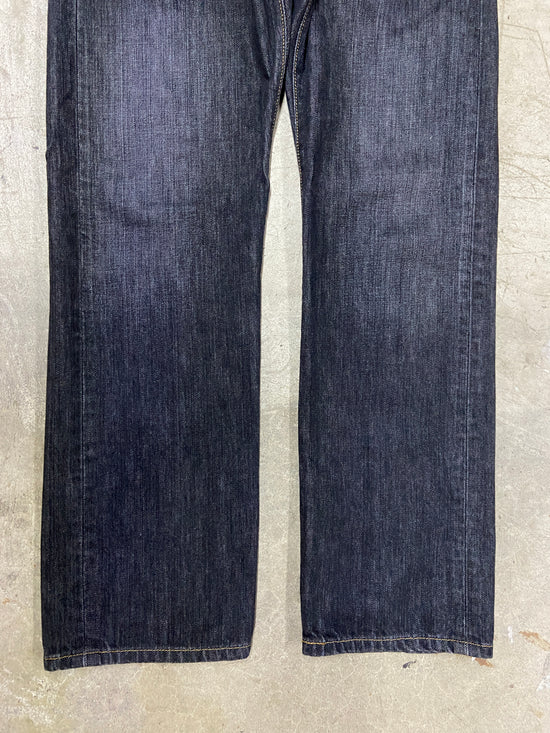 Load image into Gallery viewer, VTG Levi&amp;#39;s 501 Black Denim Jeans Sz 34x32
