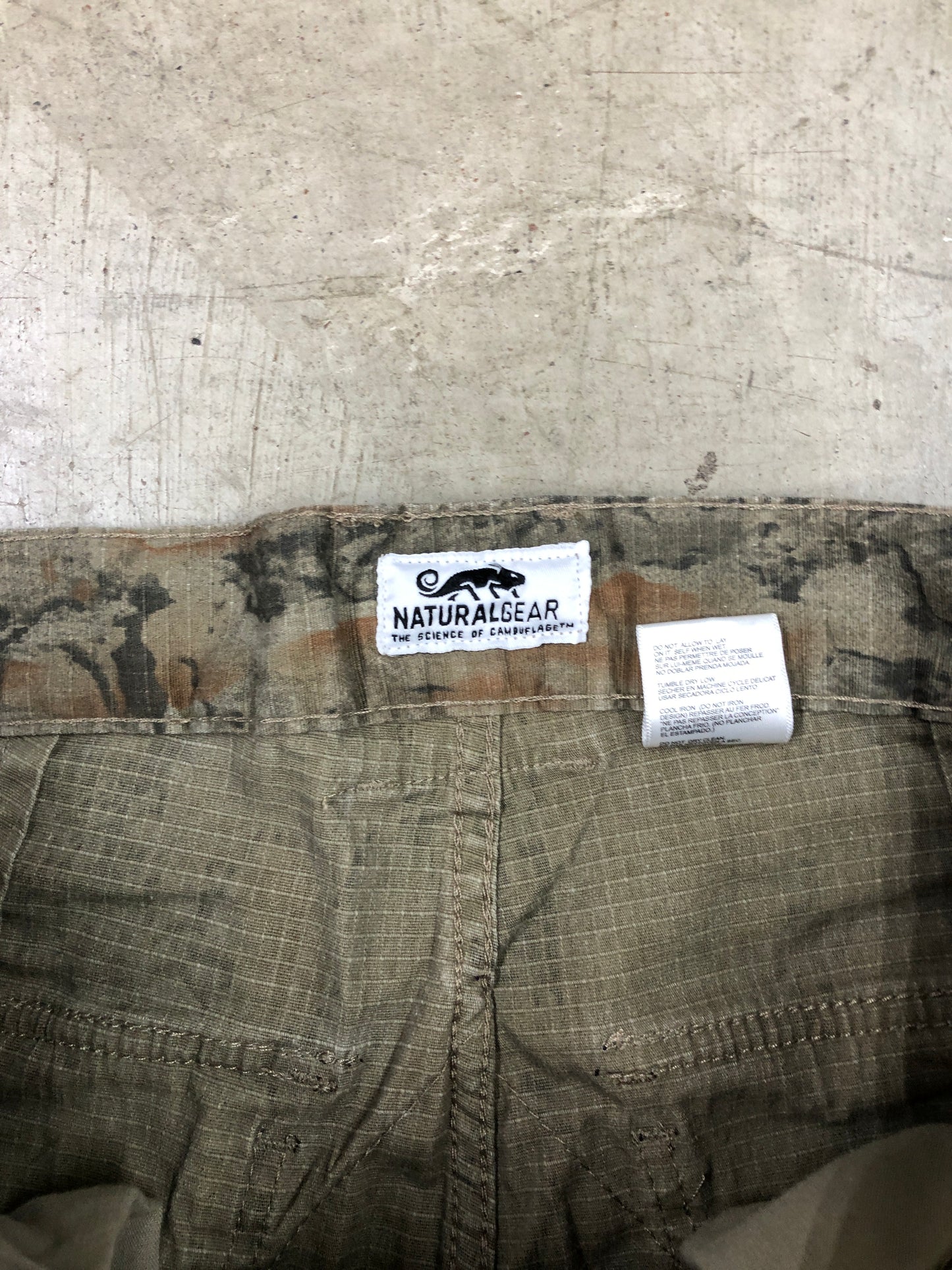 Y2K Natural Gear Camo Pants Sz 32x30