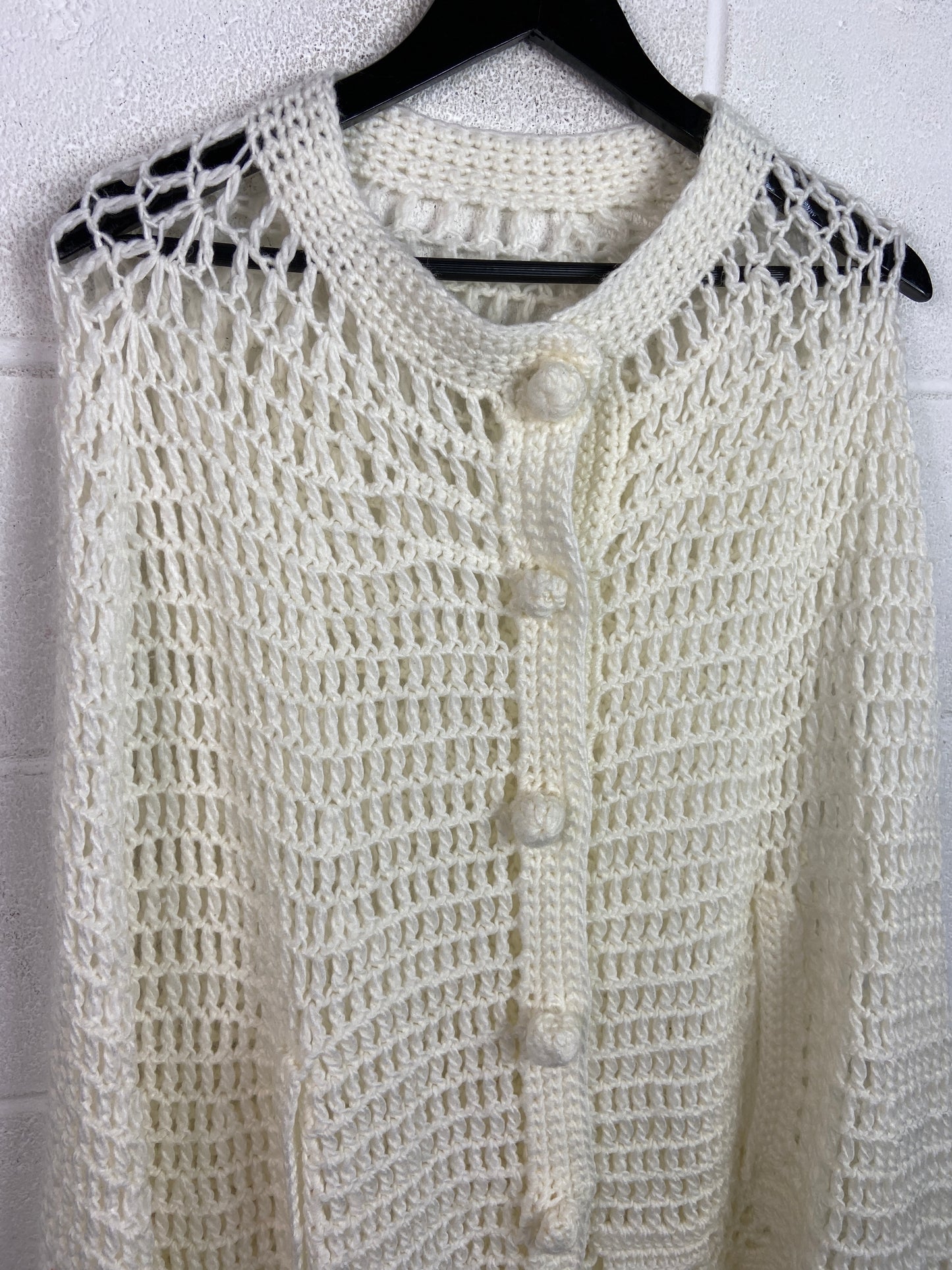 VTG White Crochet Fringe Poncho Sz Wmns L