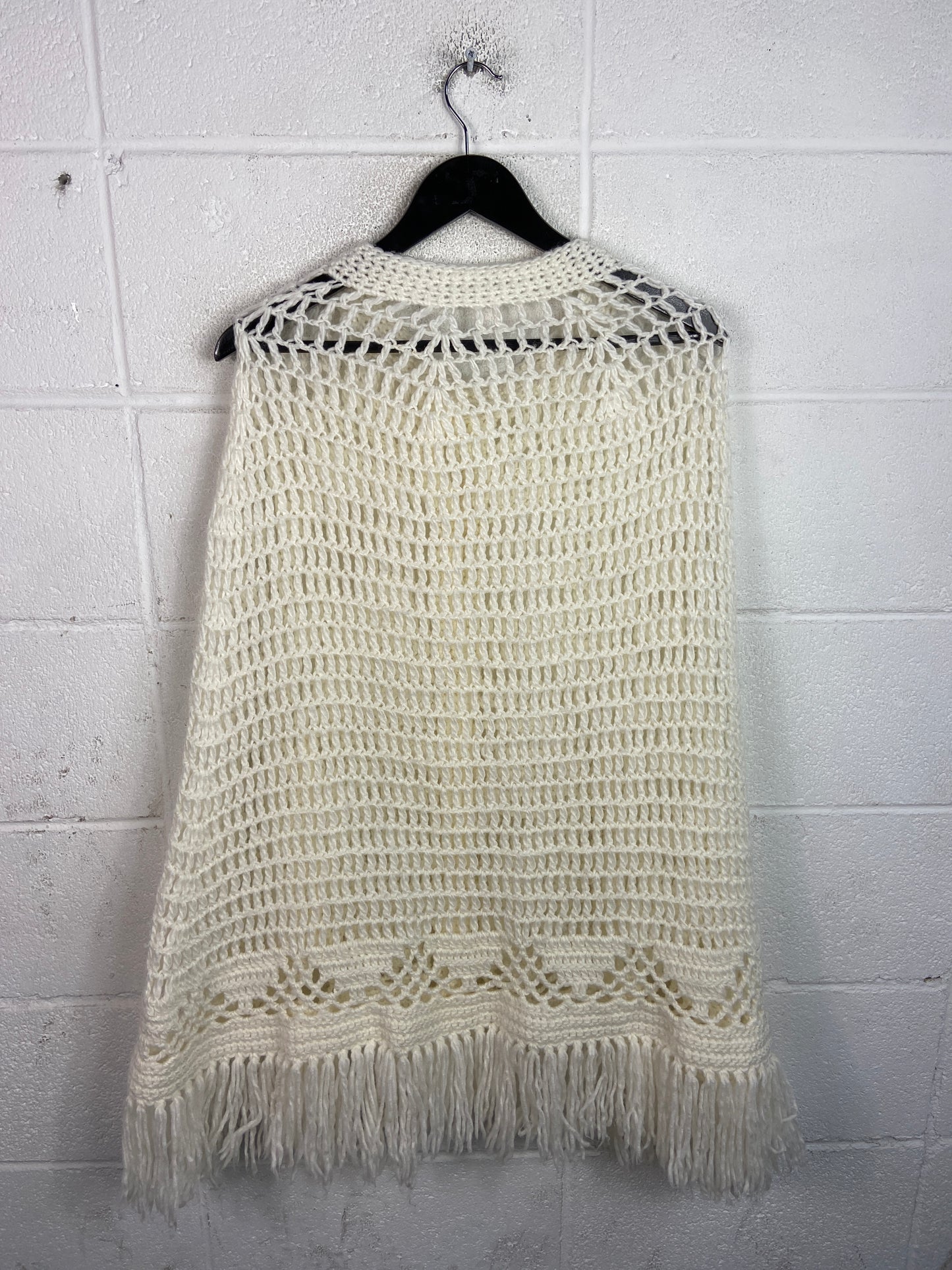 VTG White Crochet Fringe Poncho Sz Wmns L
