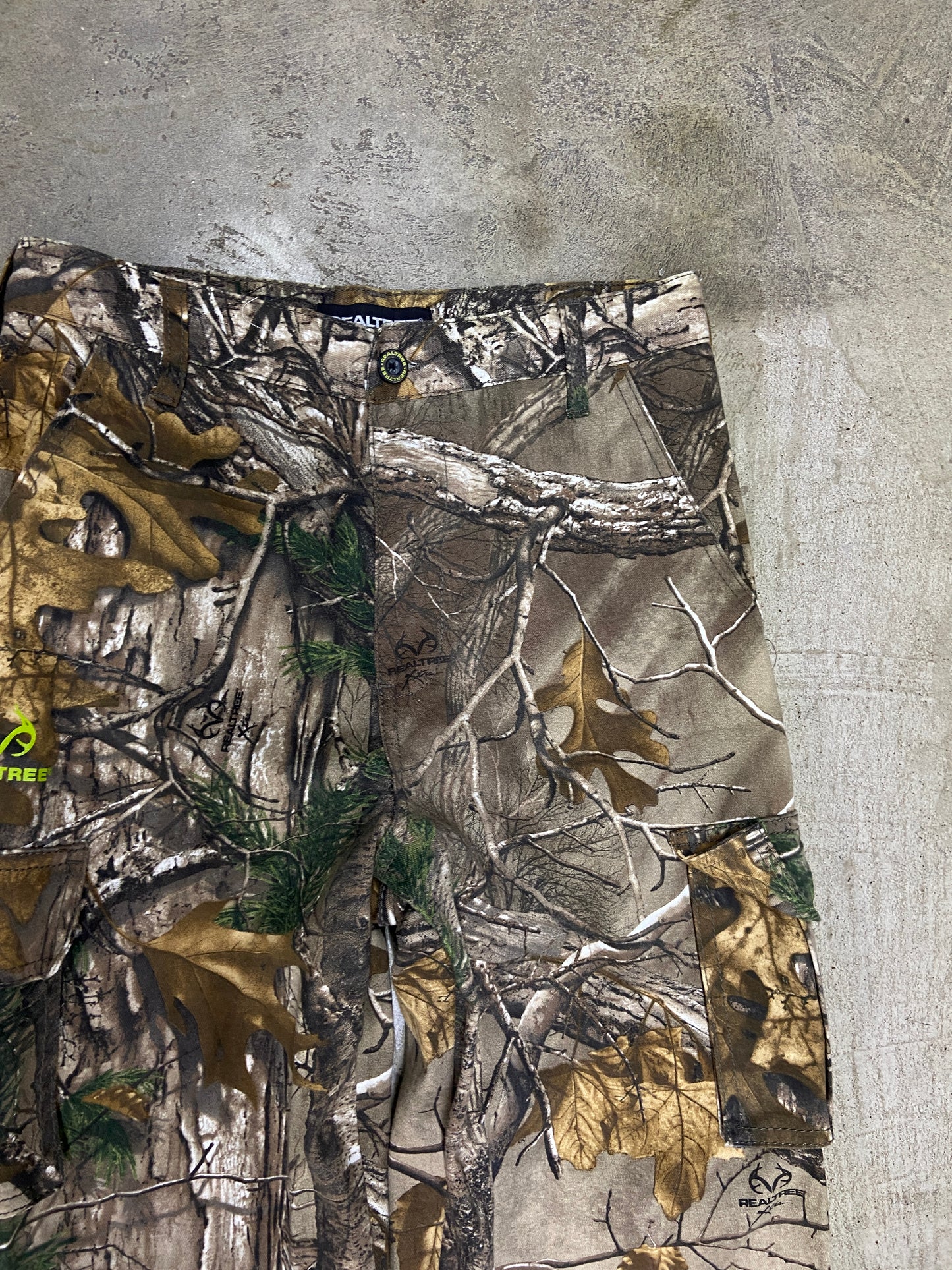 Camo Realtree Cargo Straight Leg Cutoff Pants Sz 30x28