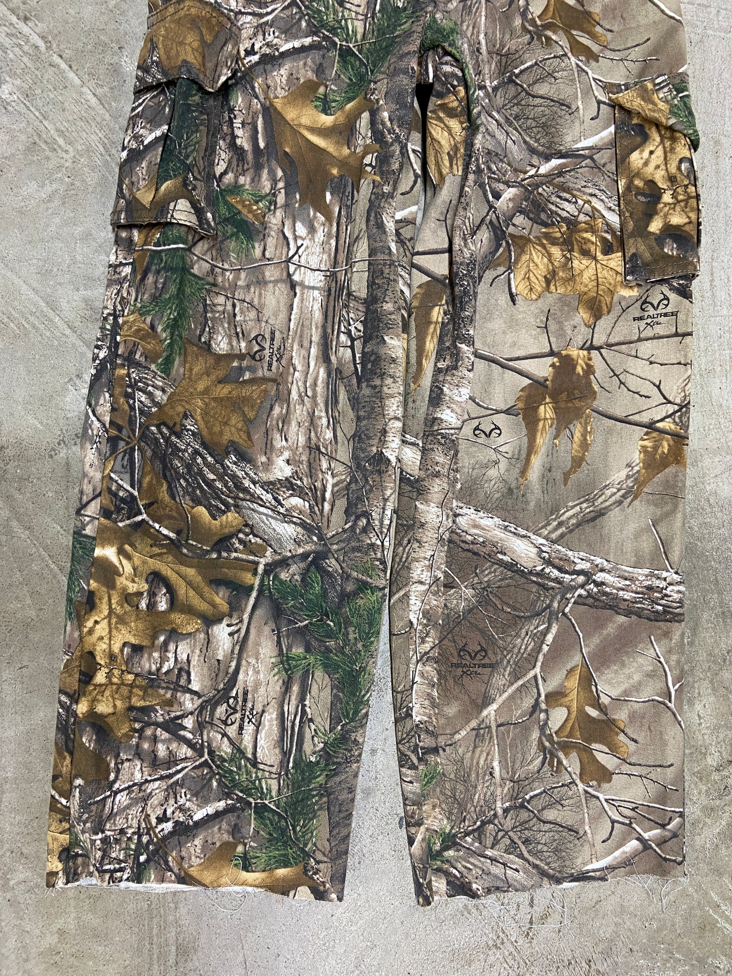 Camo Realtree Cargo Straight Leg Cutoff Pants Sz 30x28