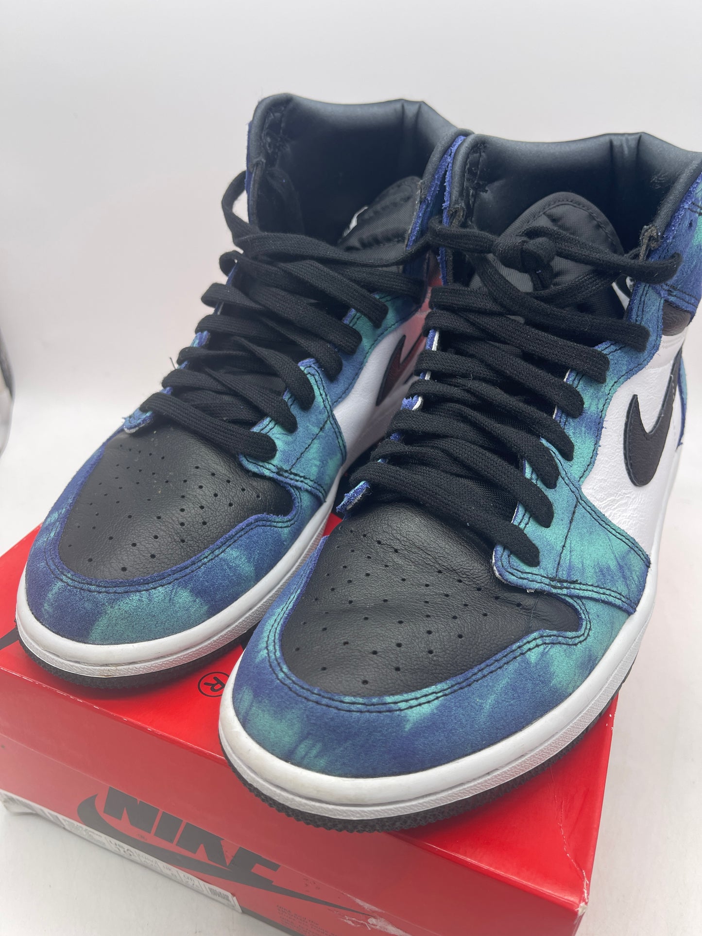 Preowned Wmns Air Jordan 1 Retro High OG 'Tie-Dye' Sz 10.5W CD0461-100