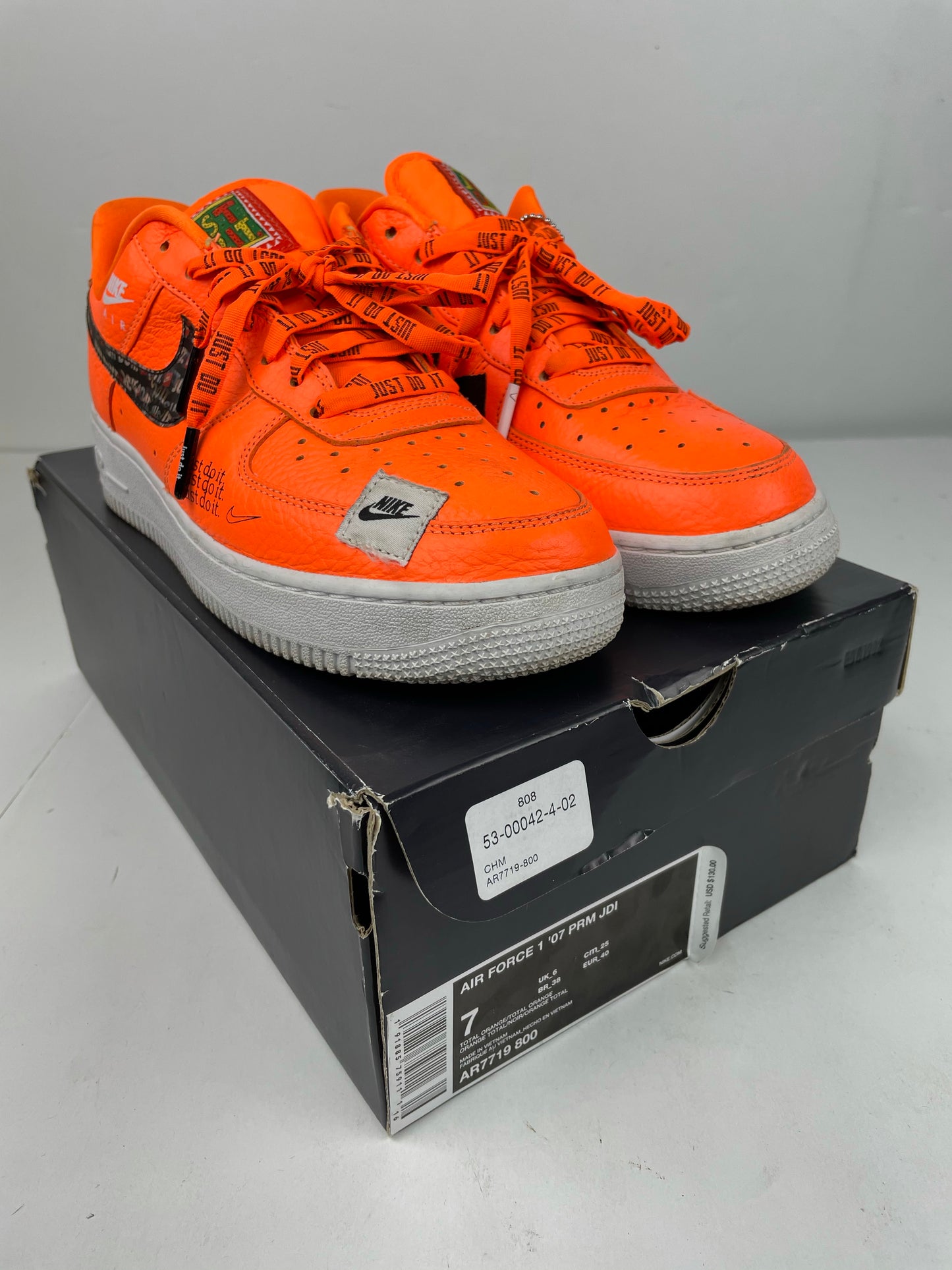 Used Air Force 1 "Just Do It" Sz 7