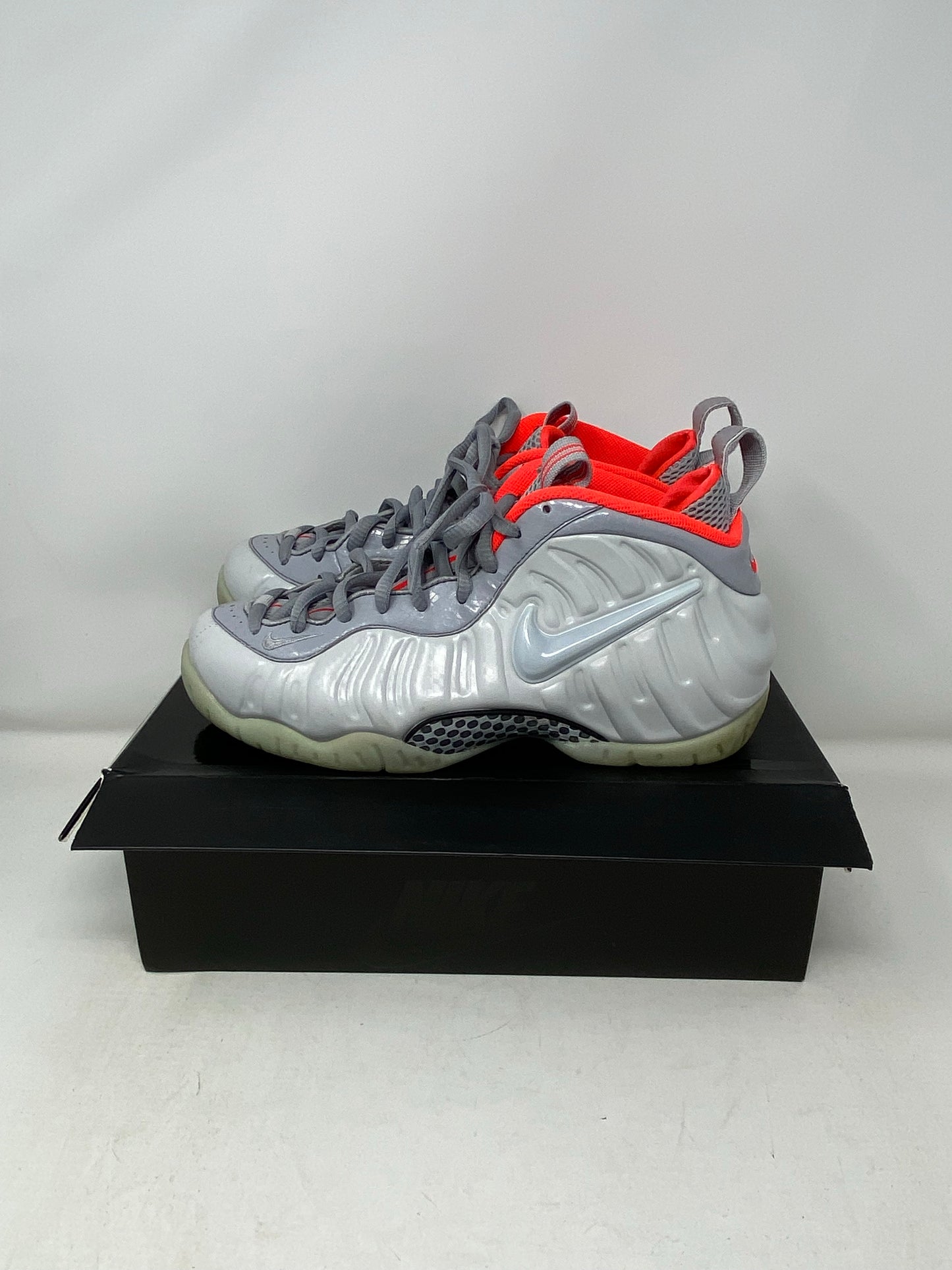 Nike Air Foamposite "Pure Platinum" Sz 8