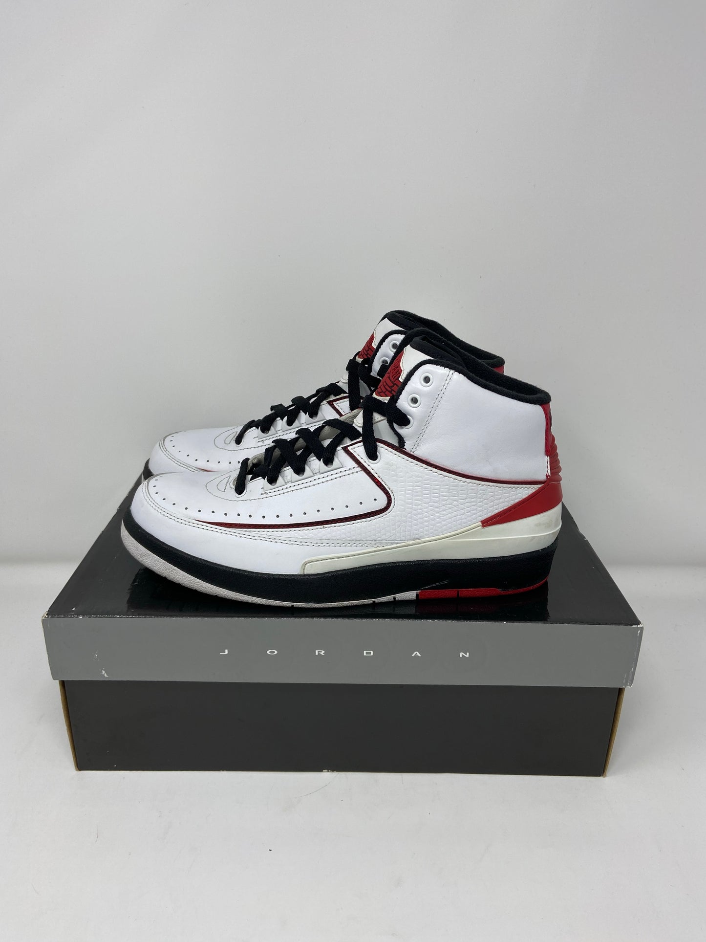 Jordan 2 White Varsity Red (2010) Sz 7